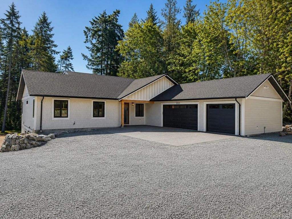 3325 Telegraph Rd, Mill Bay