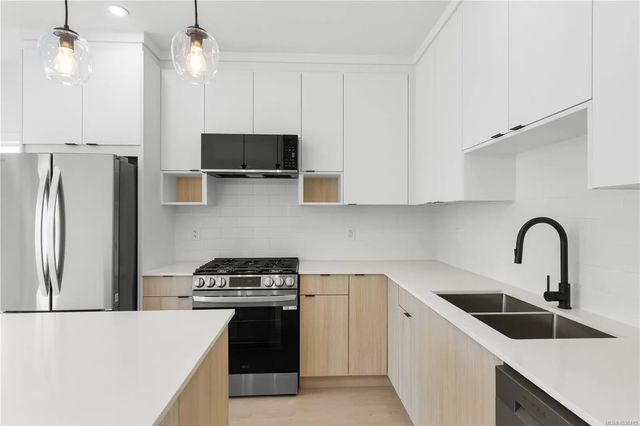 4 of 18 - 2629 Millstream Rd 317, Langford, BC