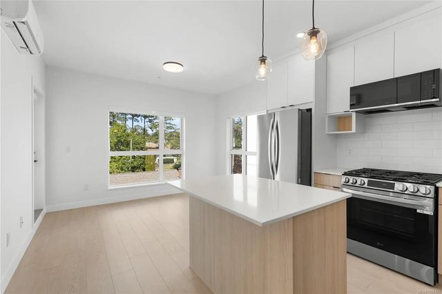 5 of 18 - 2629 Millstream Rd 617, Langford, BC