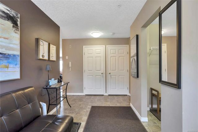 4 of 30 - 1201 Henry Rd 407, Courtenay, BC