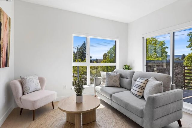 4 of 20 - 2629 Millstream Rd 604, Langford, BC