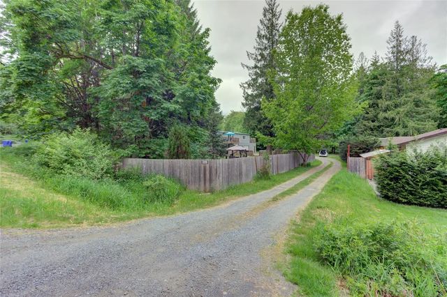 2 of 61 - 4547 Cowichan Lake Rd, Duncan, BC