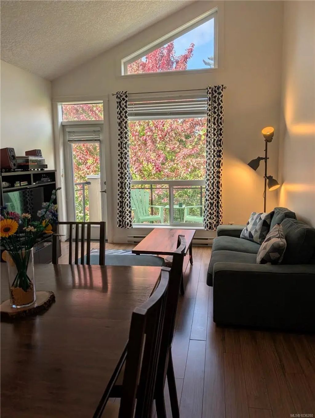 938 Dunford Ave 309, Langford