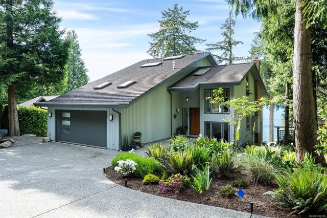 2 of 55 - 958 Lands End Rd, North Saanich, BC
