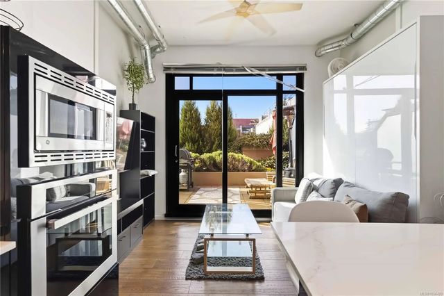 3 of 36 - 1029 View St 330, Victoria, BC