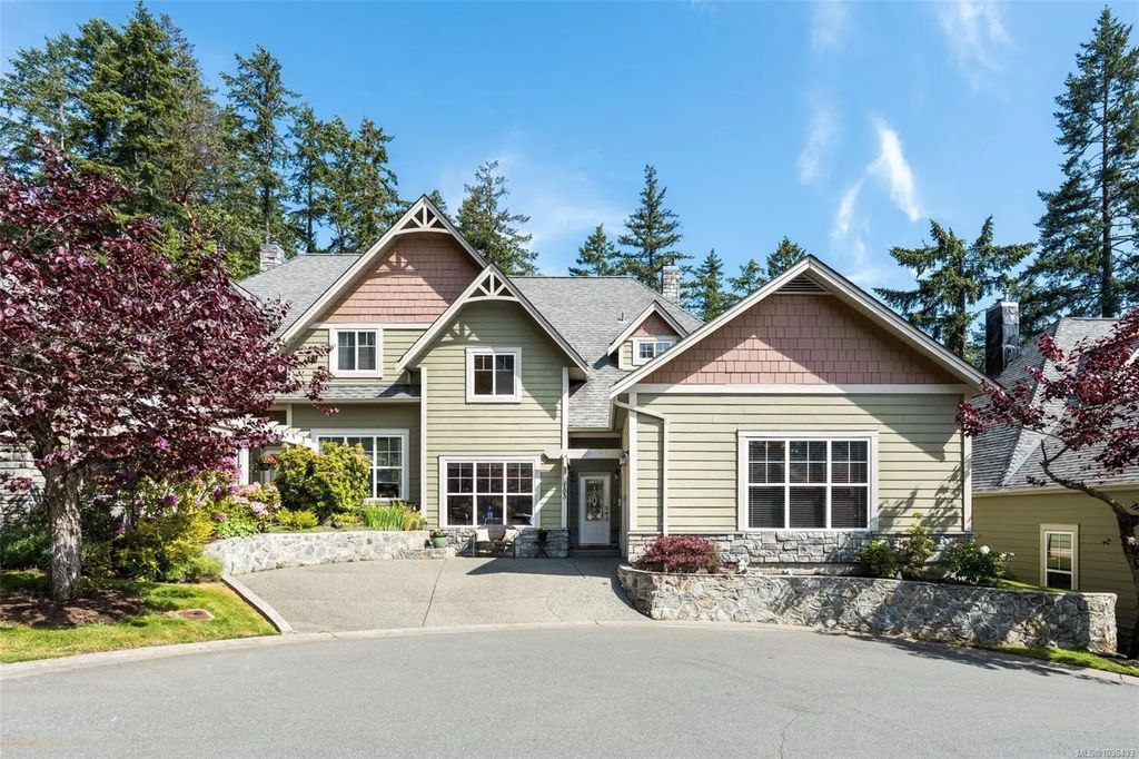 945 Bear Mountain Pkwy 103, Langford