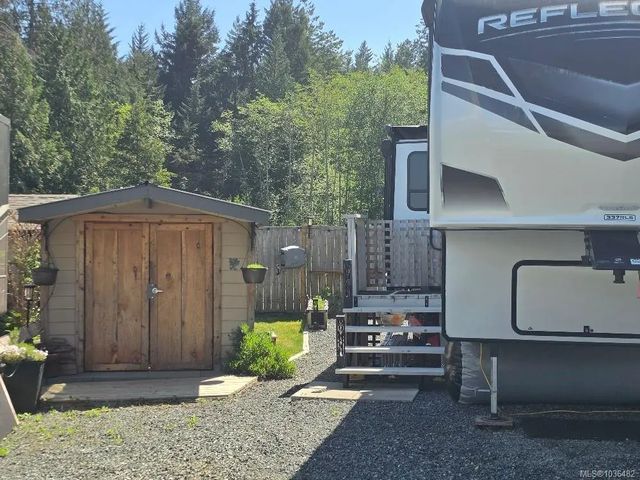 3 of 30 - 6050 Island Hwy 58, Qualicum Beach, BC