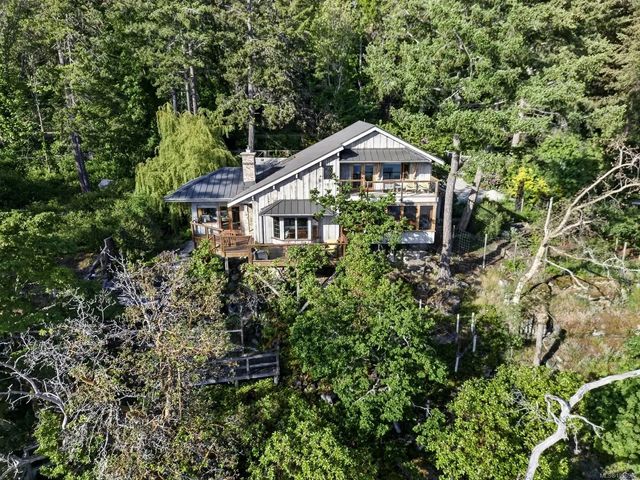 3 of 70 - 245 Mountain Park Dr, Salt Spring, BC