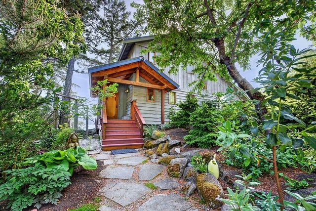 5 of 70 - 245 Mountain Park Dr, Salt Spring, BC