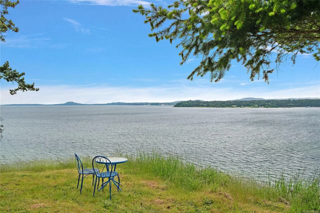 2 of 34 - 125 Mapleleaf Lane, Sidney Island, BC
