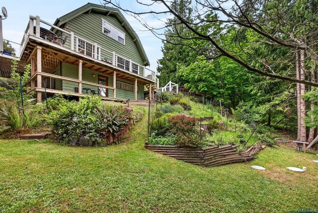 2 of 51 - 110 Forest Hill Pl, Salt Spring, BC