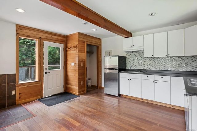 4 of 31 - 6505 Powder Main Rd D, Port Renfrew, BC
