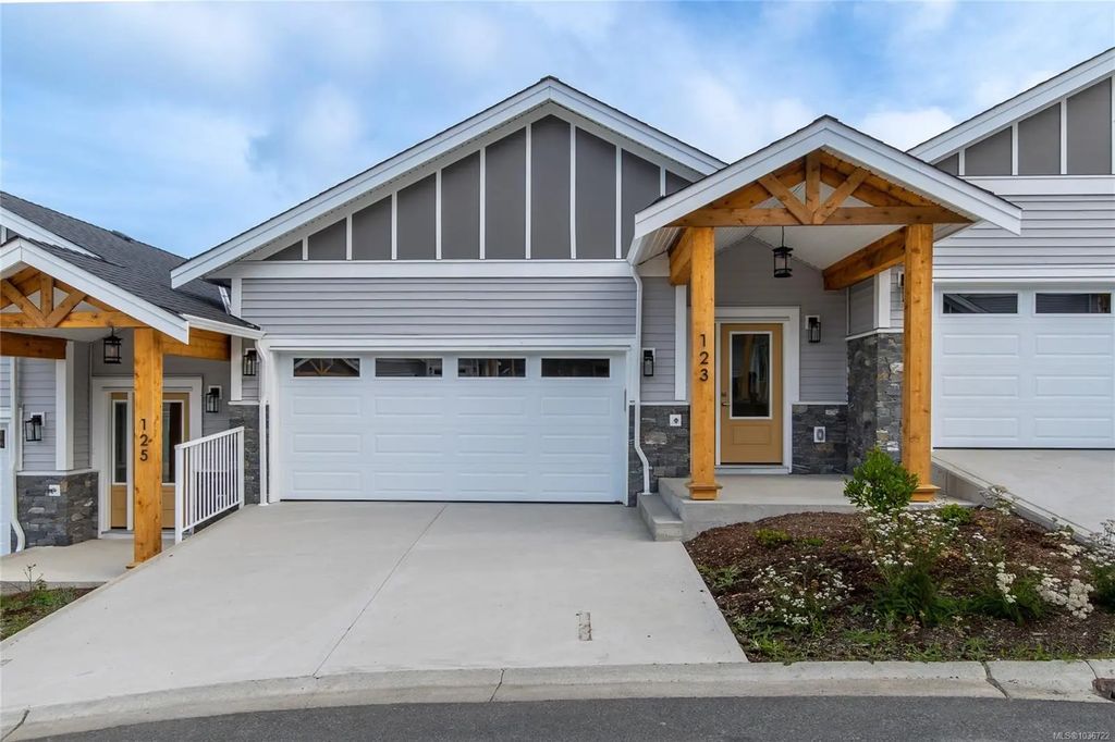 3257 Woodrush Dr 123, Duncan