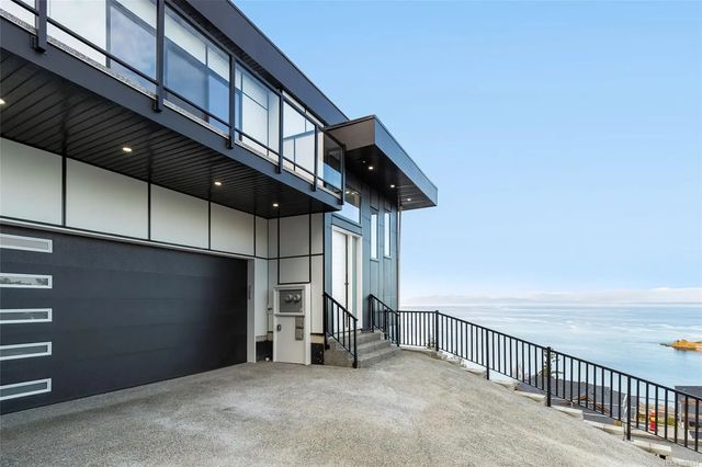 2 of 67 - 3865 Gulfview Dr, Nanaimo, BC