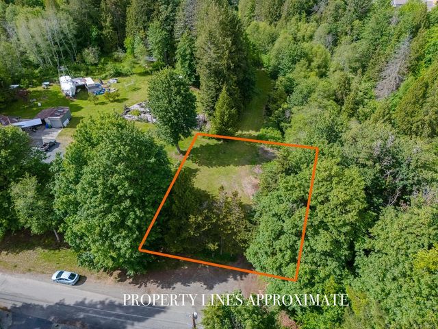 2 of 15 - 5801 Compton Rd, Port Alberni, BC