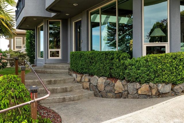 4 of 64 - 6577 Groveland Dr, Nanaimo, BC