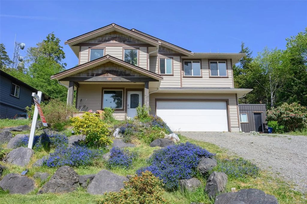 386 Pacific Cres, Ucluelet