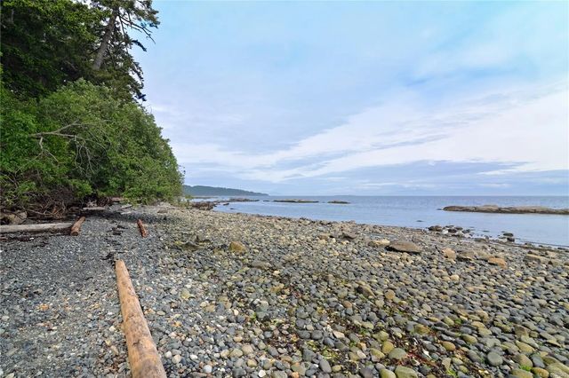 5 of 12 - 765 Captain Ahab's Terr, Gabriola Island, BC