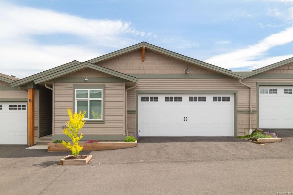3774 12th Ave 8, Port Alberni
