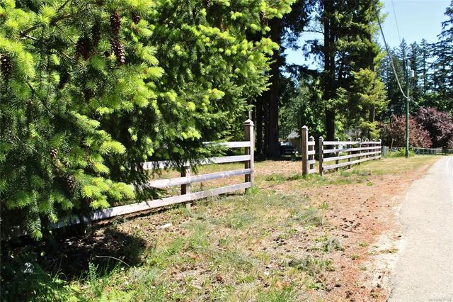 3 of 50 - 3715 Melrose Rd, Hilliers, BC
