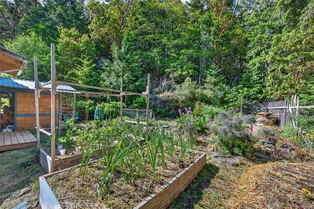 4 of 41 - 1252 Isabella Point Rd, Salt Spring, BC