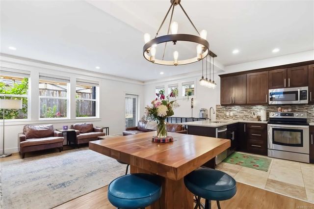 4 of 47 - 3363 Turnstone Dr, Langford, BC