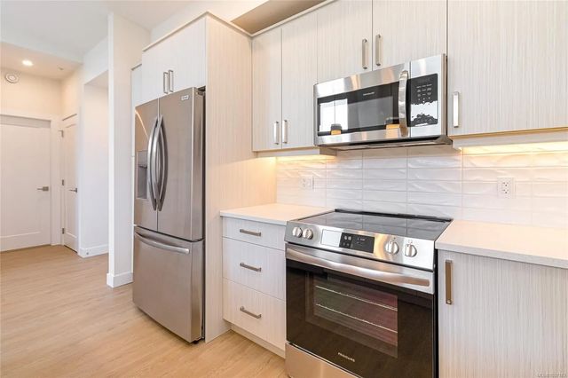4 of 18 - 924 Jenkins Ave 504, Langford, BC