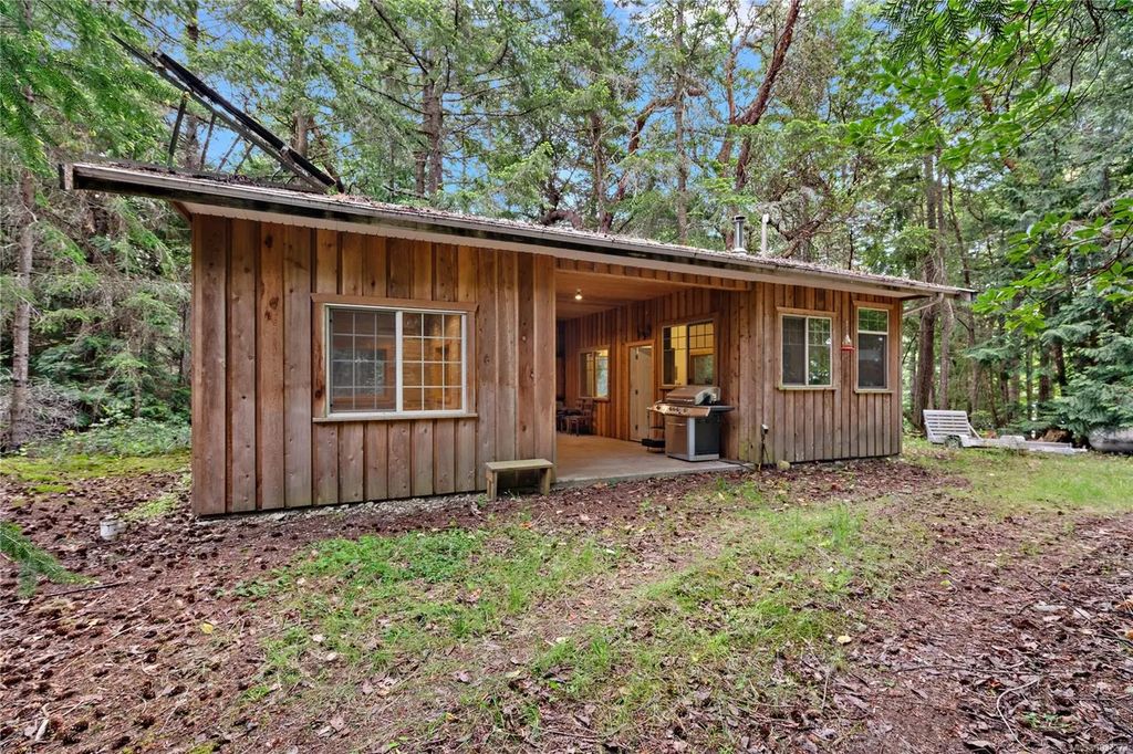 345 Evergreen Lane, Sidney Island