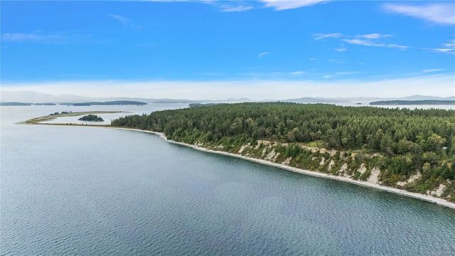 2 of 27 - 345 Evergreen Lane, Sidney Island, BC