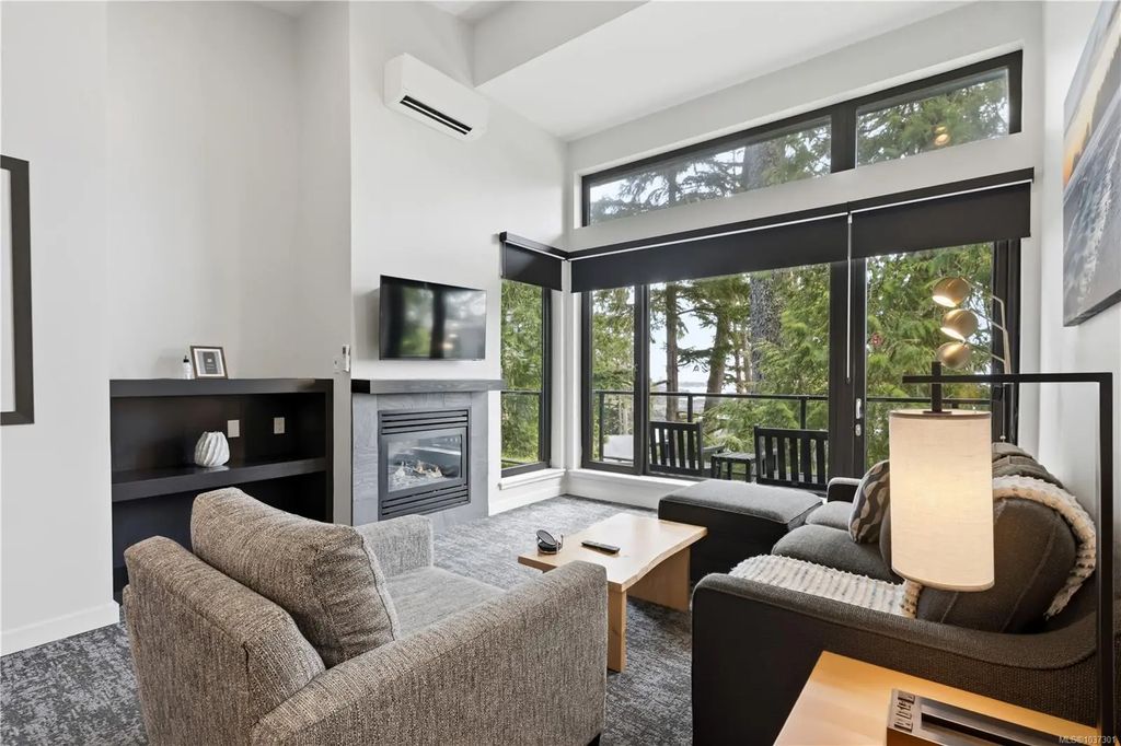 596 Marine Dr 2003, Ucluelet