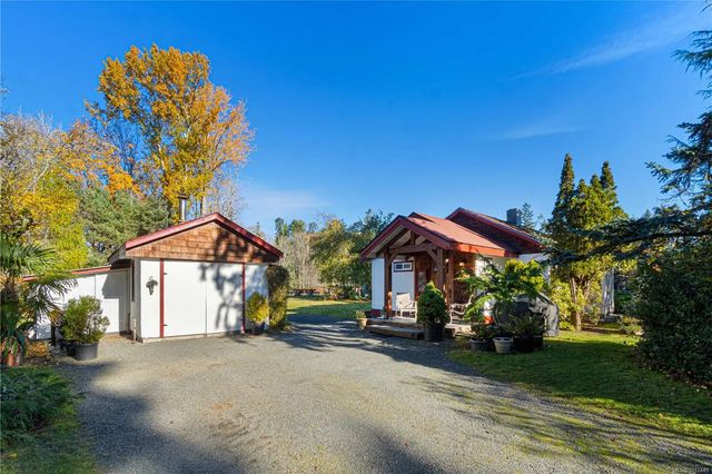 2 of 73 - 681 Turner Rd, Parksville, BC