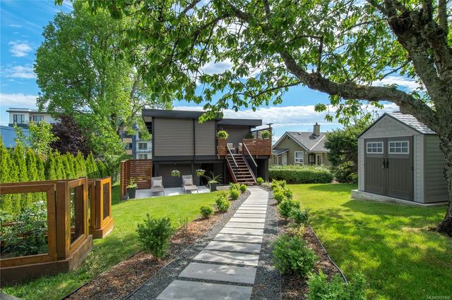 2 of 53 - 734 Birch St, Campbell River, BC