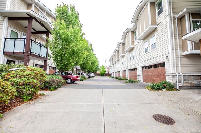 3 of 48 - 2889 Carlow Rd 107, Langford, BC
