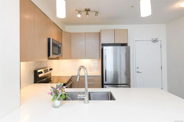 4 of 28 - 3070 Kilpatrick Ave 310, Courtenay, BC