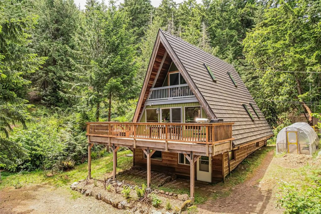 421 Mt. Belcher Hts, Salt Spring