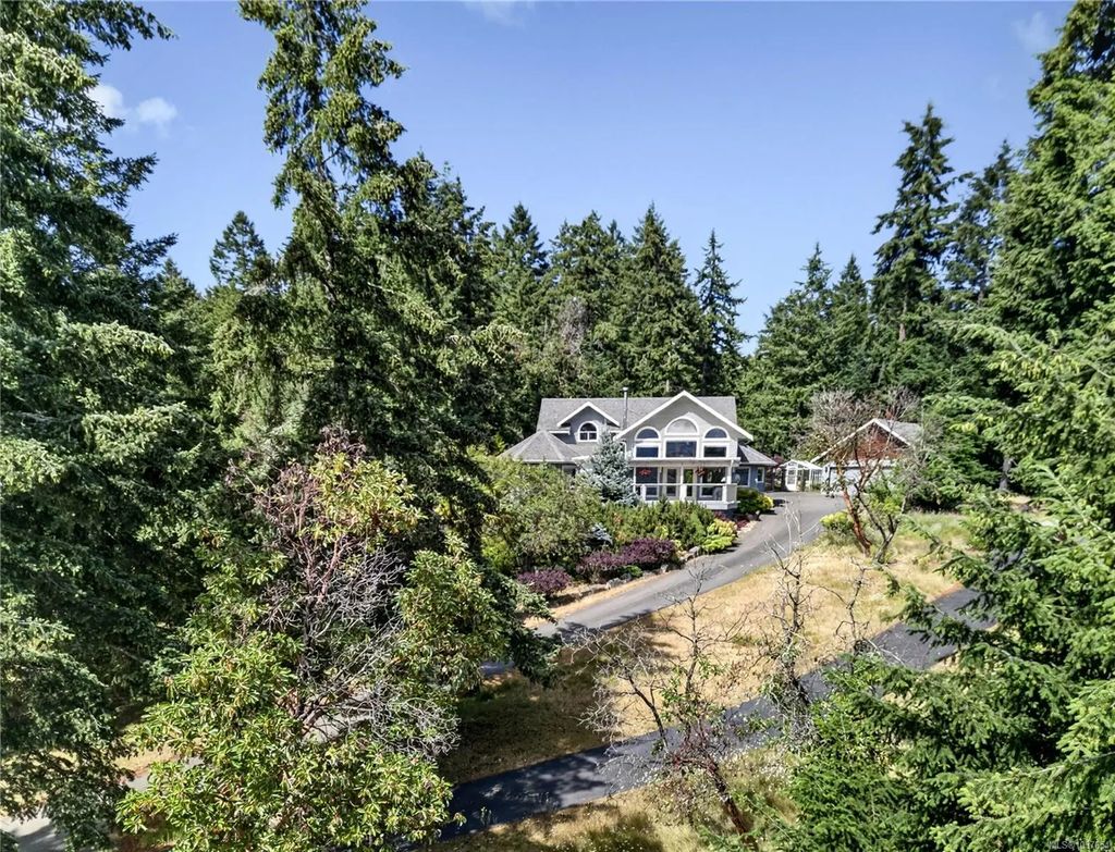 112 Murrelet Pl, Salt Spring