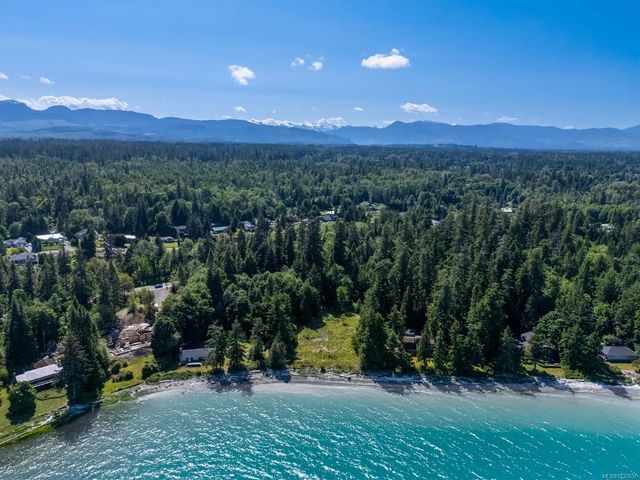 5 of 46 - 4218 Island Hwy S, Courtenay, BC