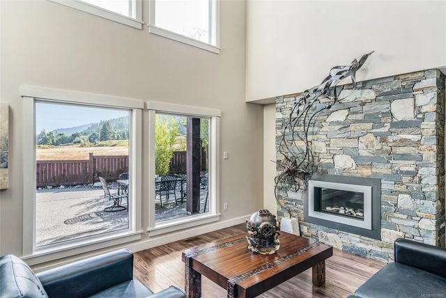 2 of 55 - 2466 Summerset Rd, Nanoose Bay, BC