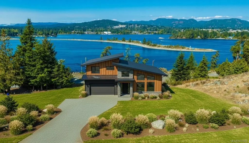 7070 Fisher Rd, Sooke