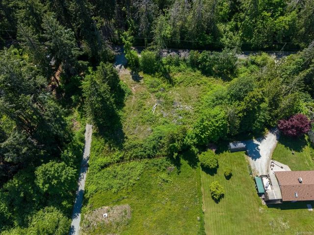 5 of 6 - 1220 Clayton Rd, North Saanich, BC