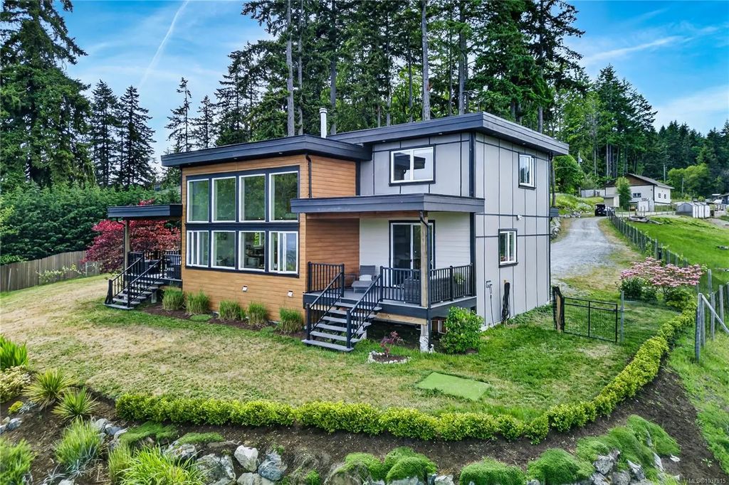 6499/6495 Doumont Rd, Nanaimo