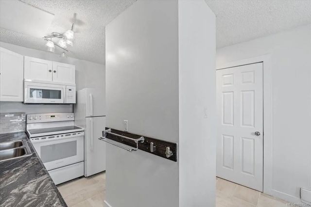 4 of 32 - 444 Bruce Ave 53, Nanaimo, BC