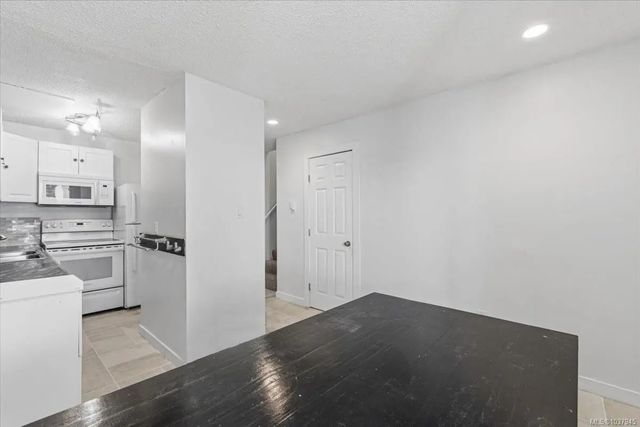 5 of 32 - 444 Bruce Ave 53, Nanaimo, BC