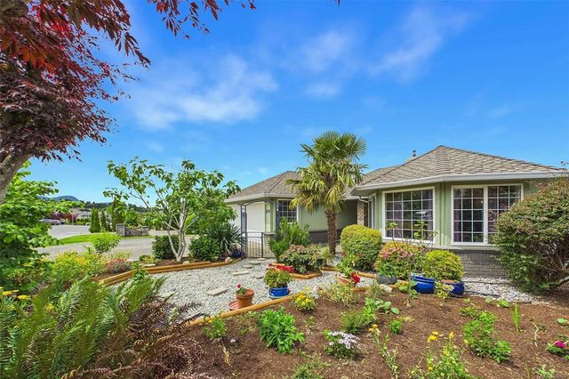 4 of 63 - 6386 Groveland Dr, Nanaimo, BC