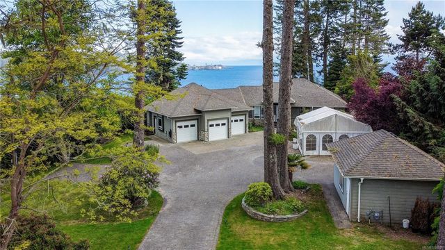 2 of 30 - 7079 Richview Dr, Sooke, BC