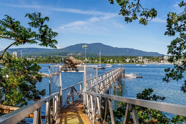3 of 85 - 10 Pirates Lane, Protection Island, BC