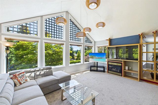 4 of 65 - 2375 Glenellen Pl, Nanoose Bay, BC
