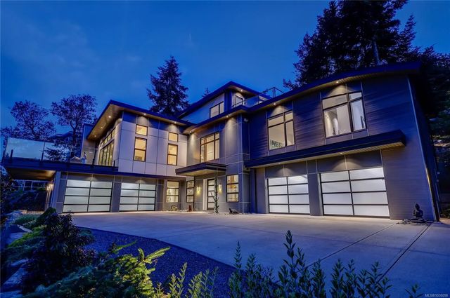 5 of 69 - 3450 Dolphin Dr, Nanoose Bay, BC