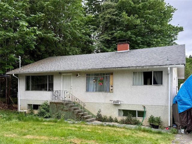 2 of 7 - 6080 Stuart Ave, Port Alberni, BC