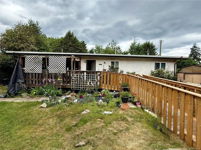 2 of 3 - 2980 George St, Duncan, BC